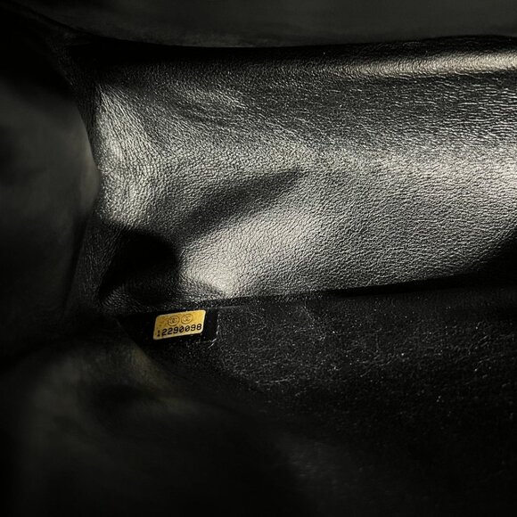 Chanel Black Striped Calfskin 2.55 Reissue 226 Double Flap Bag - Picture 15 of 15